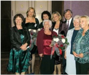 Halina i jej koleżanki podczas uroczystości polonijnej